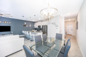 4832BN TOWNHOUSE 4 BEDROOMS & 3 BATHROOMS + POOL